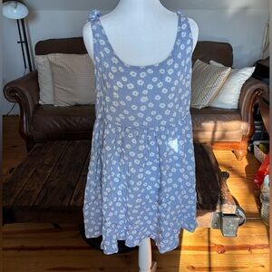 Forever 21 Light Blue Floral Top